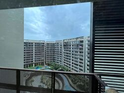 d'Nest (D18), Condominium #580725591